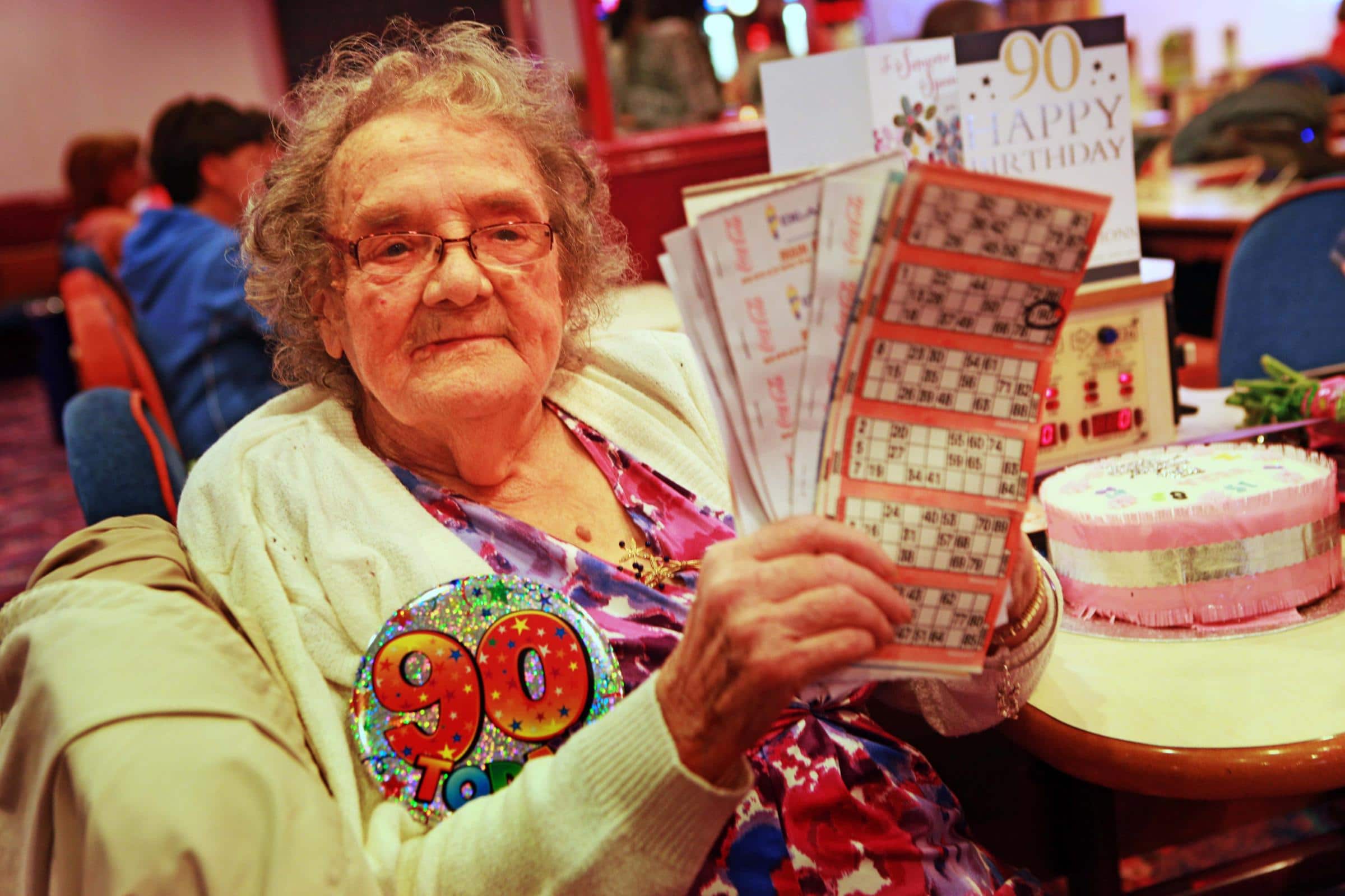 bingo-game-doesn-t-stop-for-unconscious-pensioner